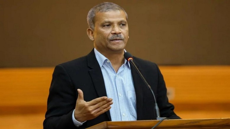 ৩-৪ কার্যদিবসের মধ্যে গণভোট আইন করা হবে: আইন উপদেষ্টা