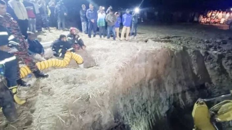 ২১ ঘণ্টা পরও উদ্ধার হয়নি শিশু স্বাধীন, চলছে টানা অভিযান...