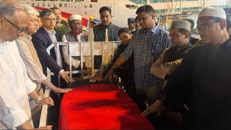 কফিনবন্দি হয়ে দেশে ফিরলেন ওসমান হাদি