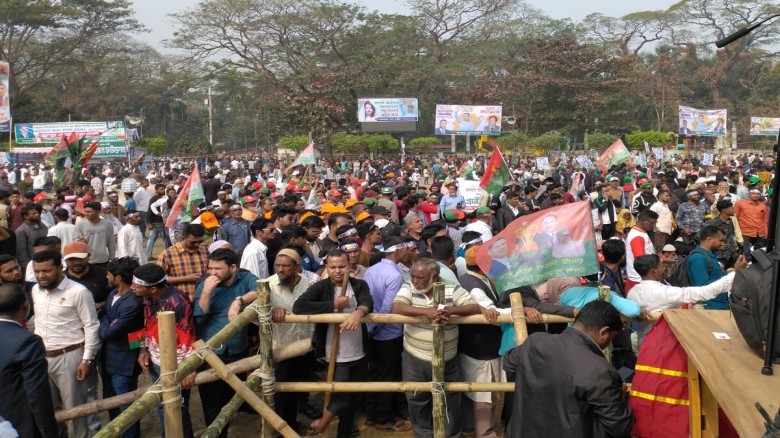 বরিশালে তারেক রহমানের জনসভা, নেতাকর্মীদের ঢল