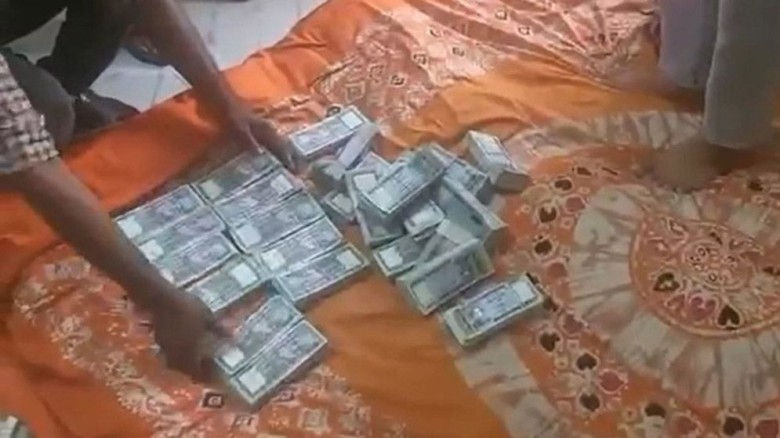 ঈদ সামনে রেখে মার্কেটে ছড়িয়েছে বিপুল জাল টাকা: ডিবি